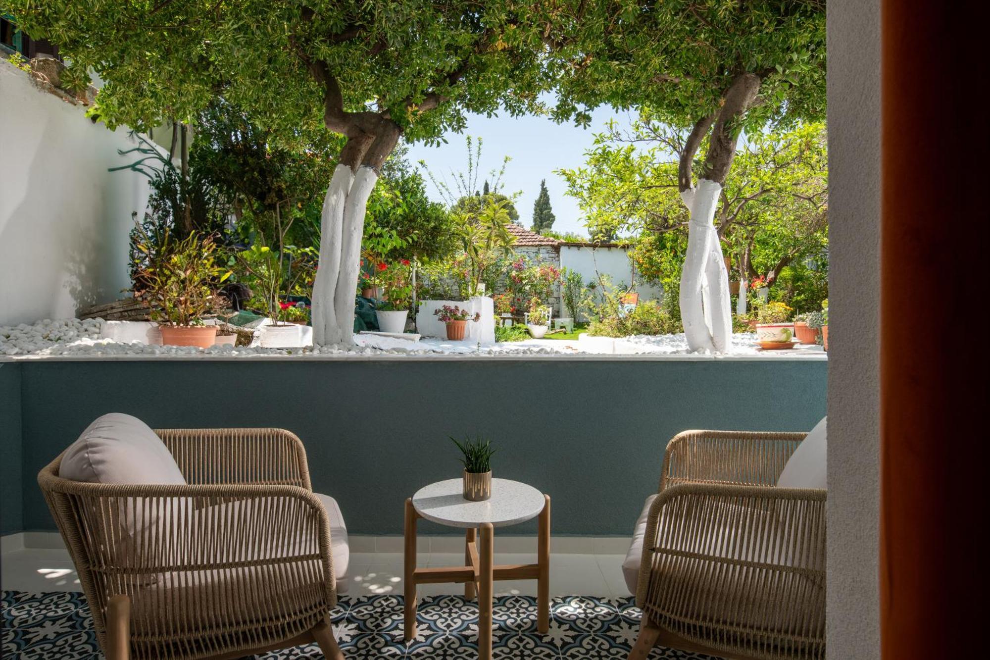 Pela Veranda Exquisite Suites Неос Мармарас Екстериор снимка