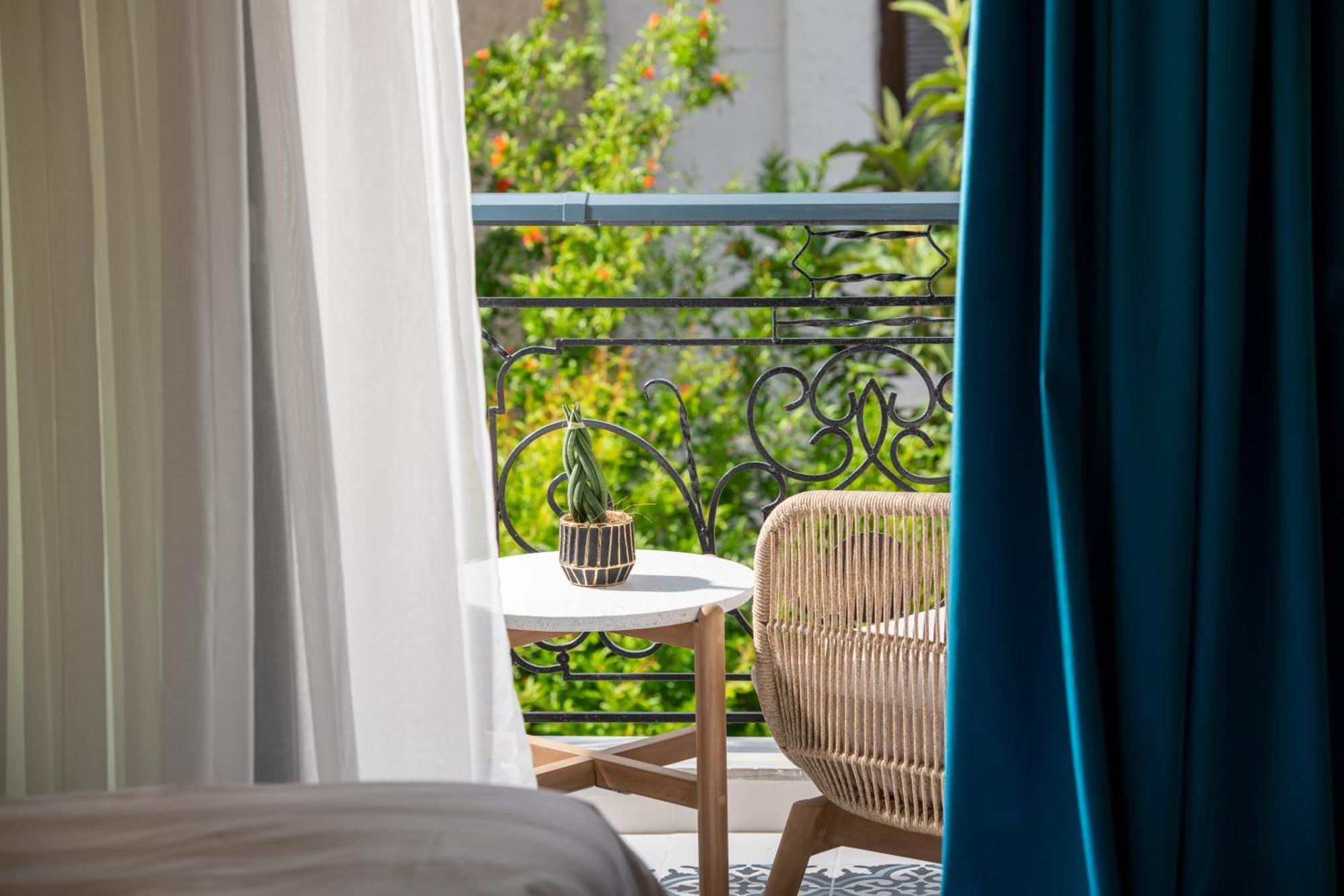 Pela Veranda Exquisite Suites Неос Мармарас Екстериор снимка