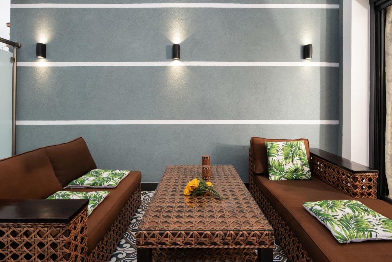 Pela Veranda Exquisite Suites Неос Мармарас Екстериор снимка