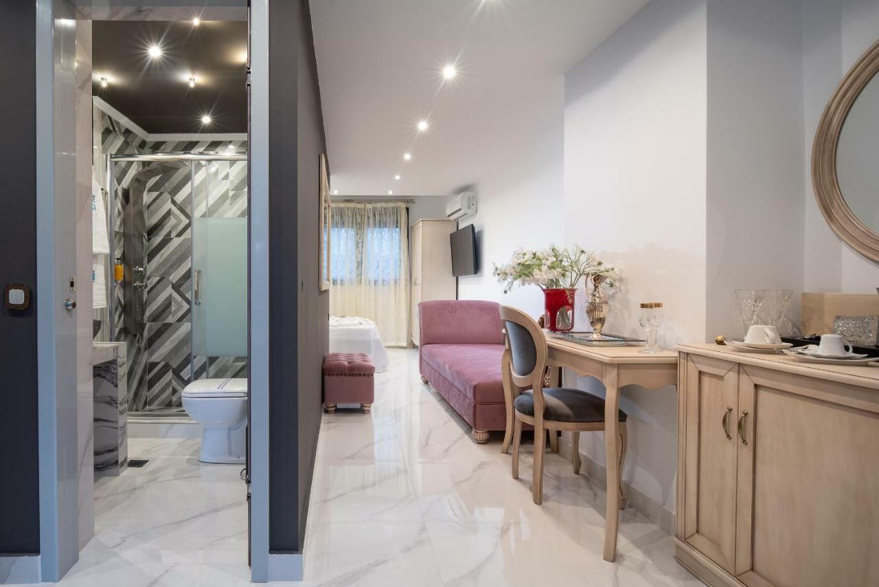 Pela Veranda Exquisite Suites Неос Мармарас Екстериор снимка