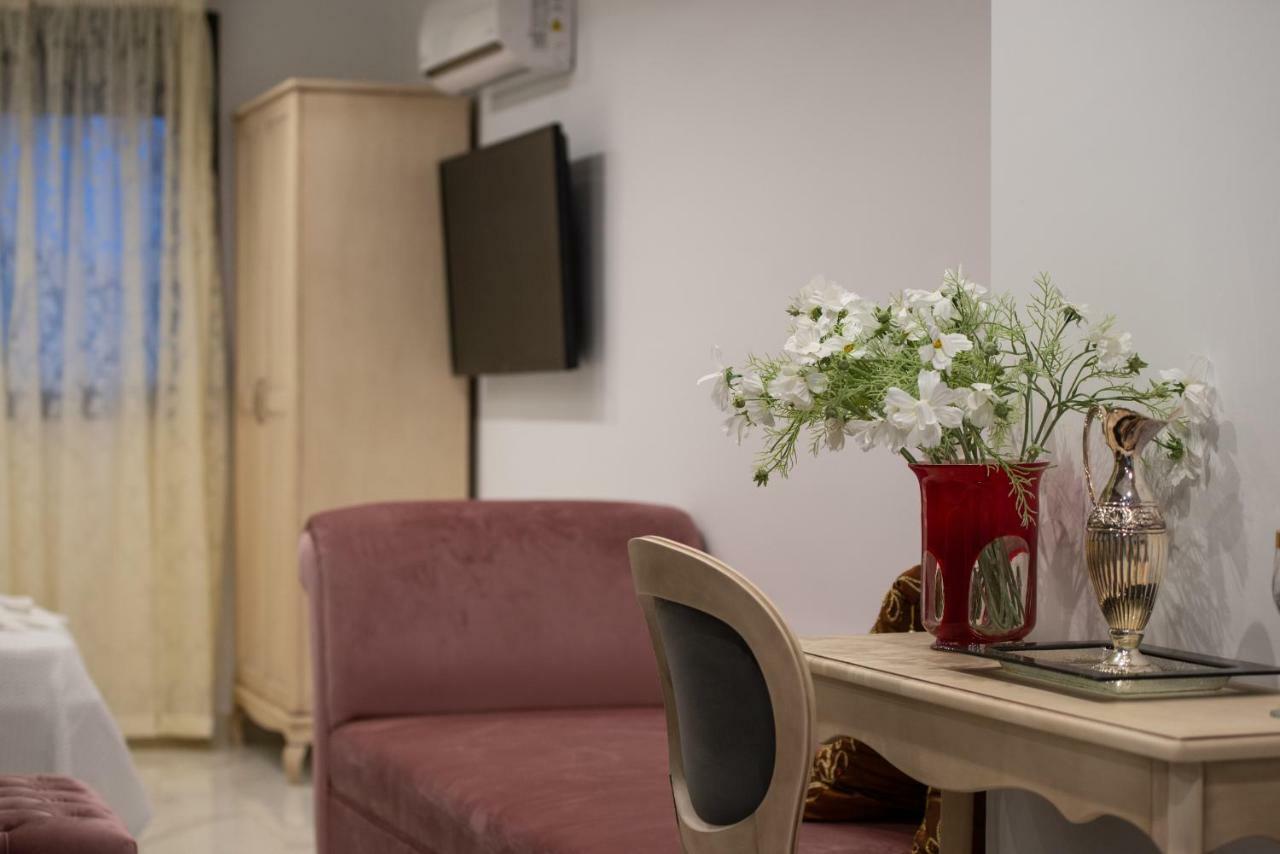 Pela Veranda Exquisite Suites Неос Мармарас Екстериор снимка